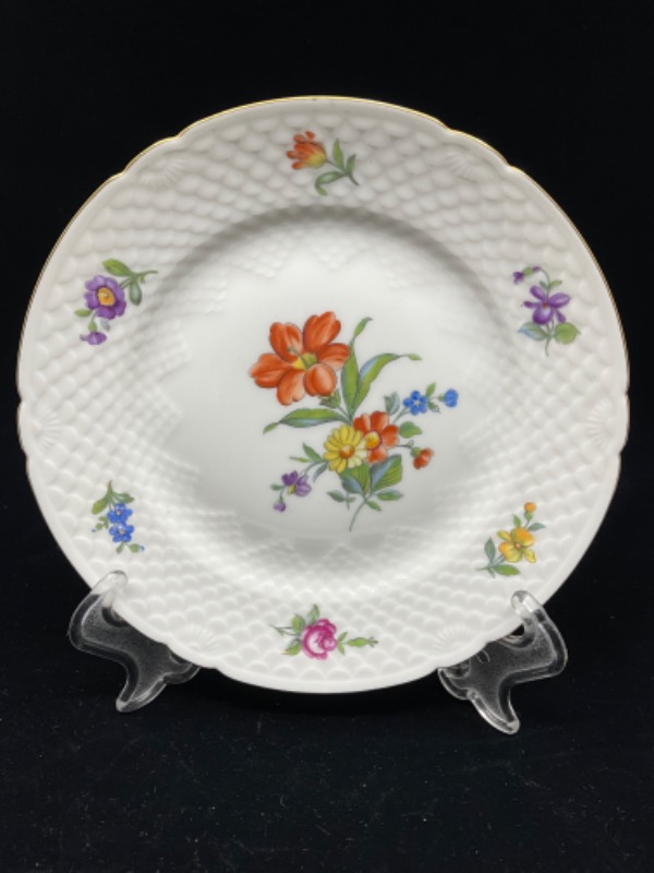 빙 &amp; 그뢴달 “Saxon Flowers&quot; 플레이트 Bing &amp; Grondahl &quot;Saxon Flowers&quot; 19 cm Plate