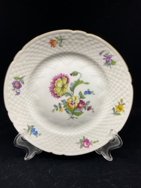 빙 &amp; 그뢴달 “Saxon Flowers&quot; 플레이트 Bing &amp; Grondahl &quot;Saxon Flowers&quot; 19 cm Plate