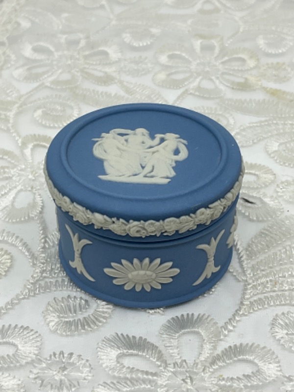 웨지우 제스퍼웨어 라벤더 약 박스 Wedgwood Jasperware Lavender Pill Box circa 1970