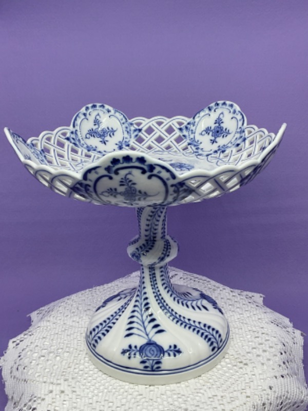 마이센 블루 어니언 투각 캄포트-칩-있는-그대로- Meissen Blue Onion Reticulated Compote circa 1860