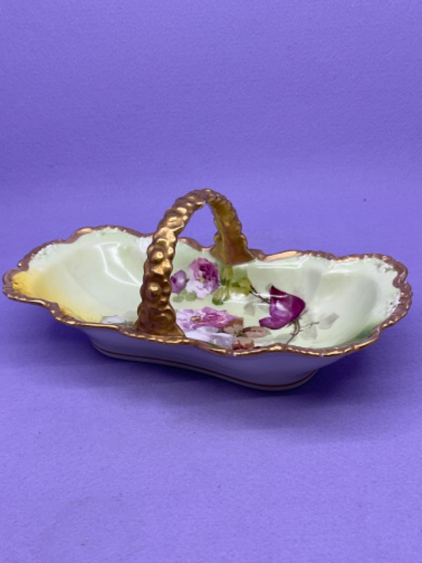 Pouyat 리모지 핸드페인트 바스켓 Pouyat Limoges Hand Painted Basket circa 1900