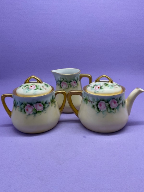 Weimar ﻿핸드페인트 3PC  일인용 커피 세트 Weimar Hand Painted 3 Piece Individial Coffee Set circa 1900