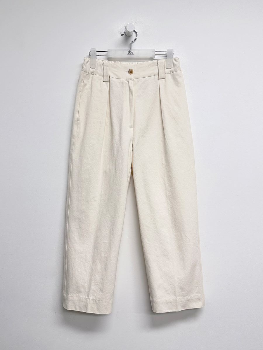 Pants white color image-S2L53