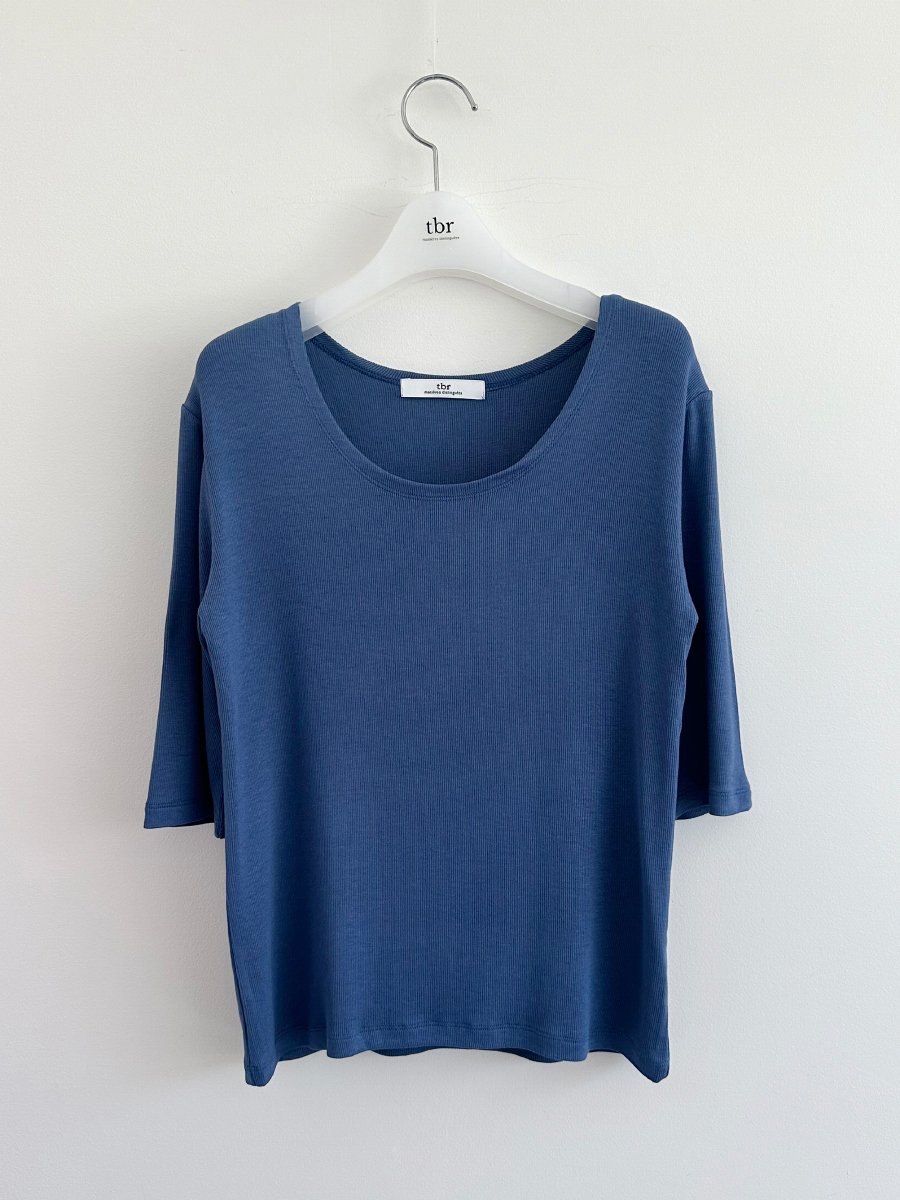 반팔 티셔츠 네이비블루 색상 이미지-S15L19