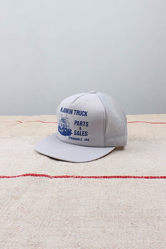 (Dead Stock) 70s Vintage Trucker Cap (free)