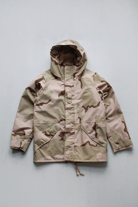 ECWCS Gore-Tex Parka, Desert camo (M-R)