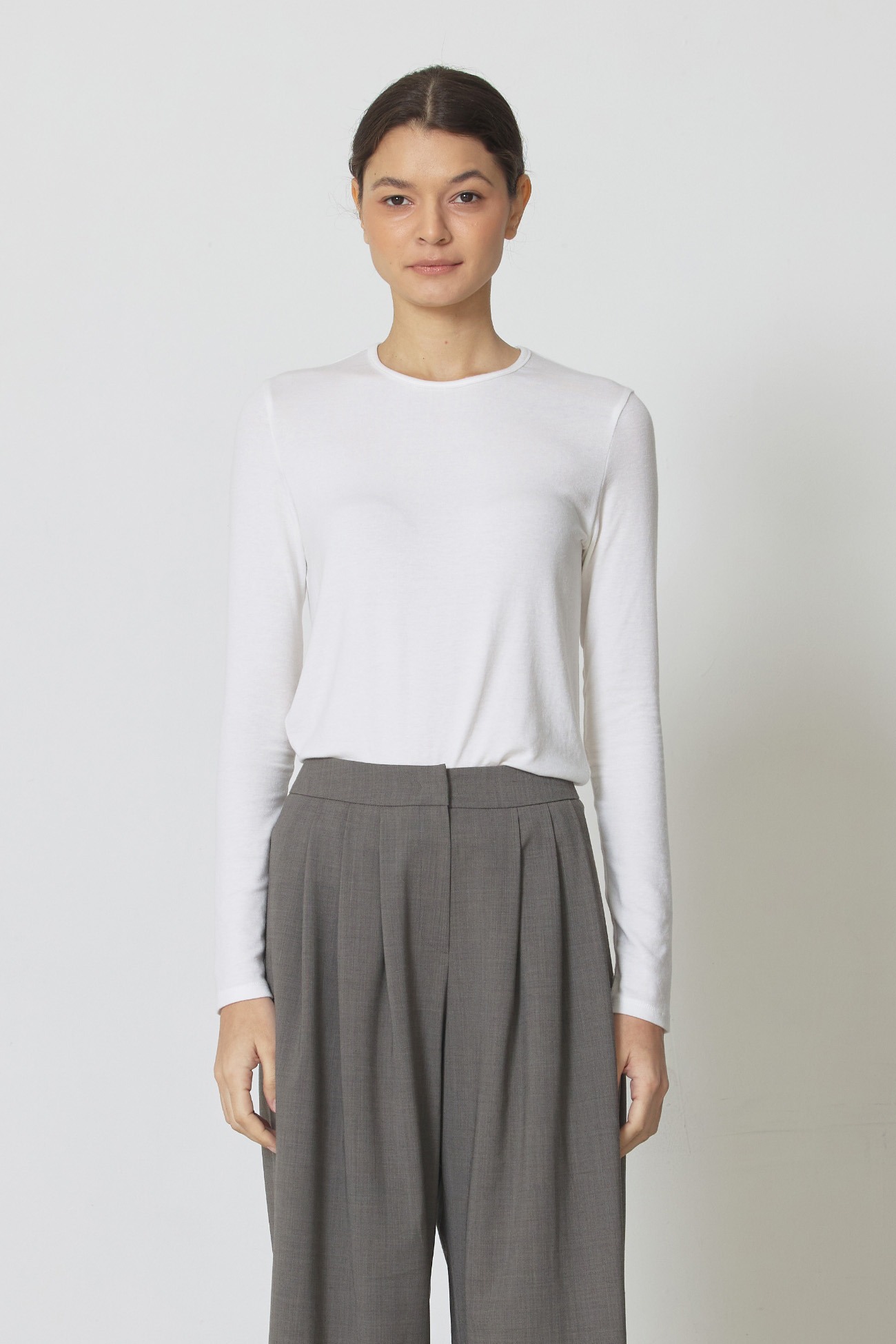 [ver.2023 Fall New] Wool jersey sleek neck top warm ivory