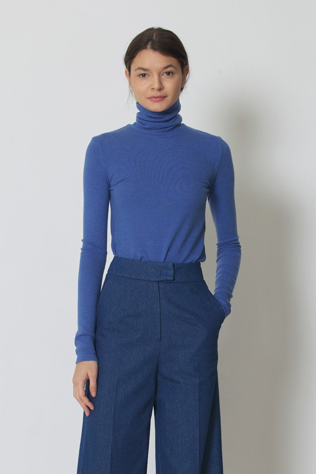 Warm turtle neck top royal blue(6차리오더-23년1월5일경발송)