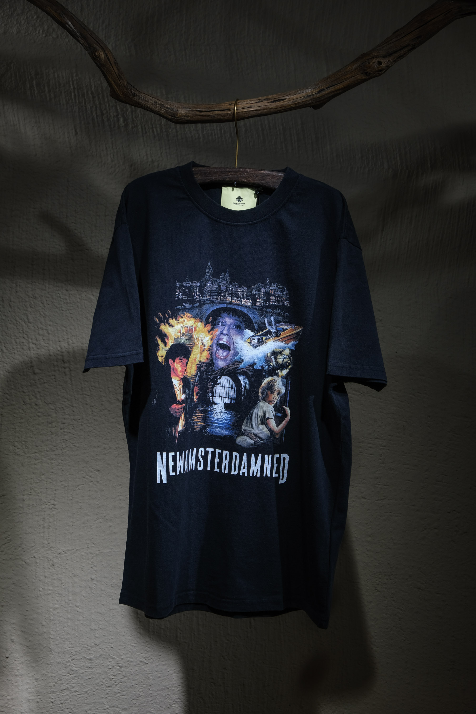 뉴 암스테르담 서프 어소시에이션 New Amsterdam Surf Association - New Amsterdamned Tee - Black