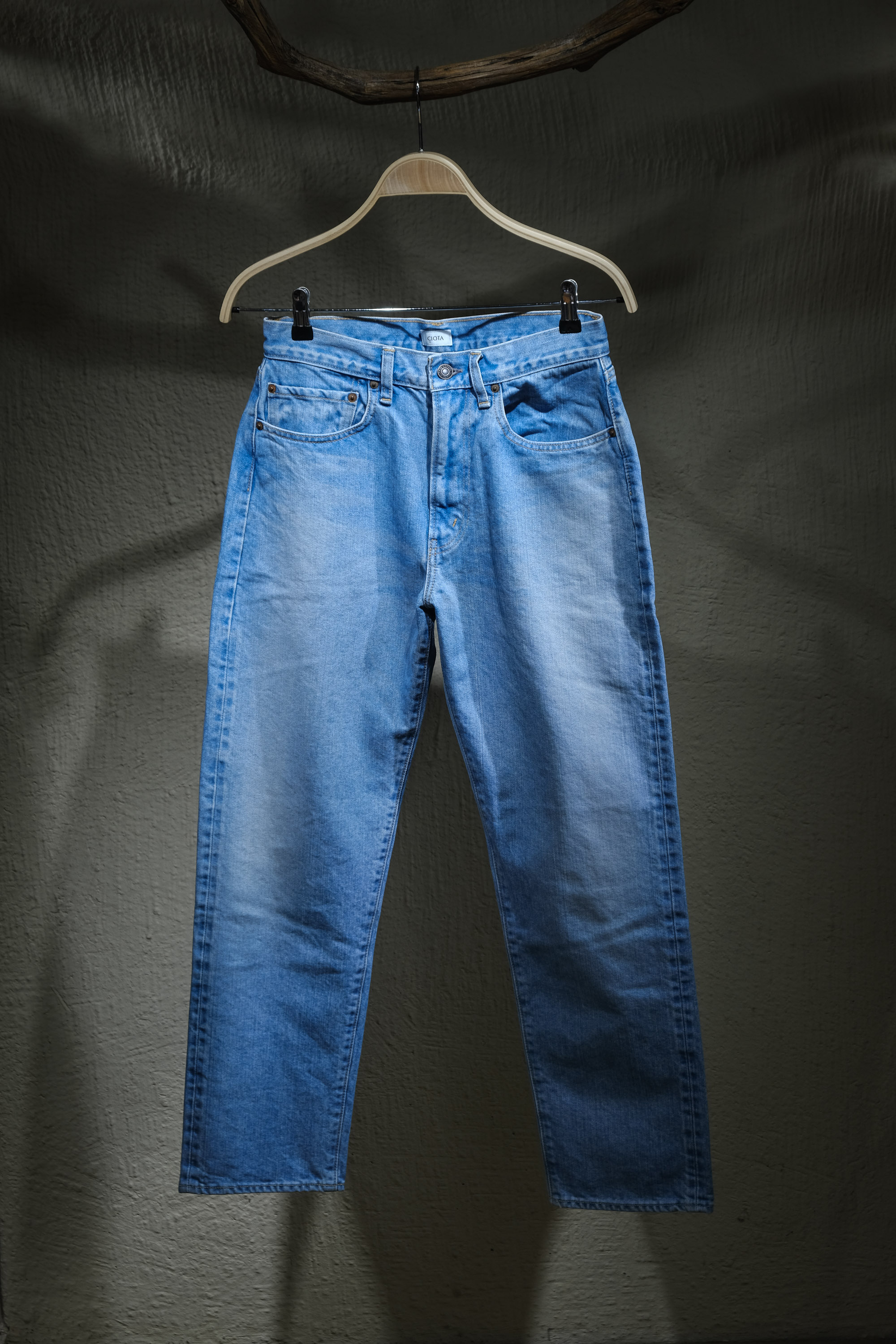 시오타 Ciota - 13.5oz Tapered Denim - Light Blue Damaged