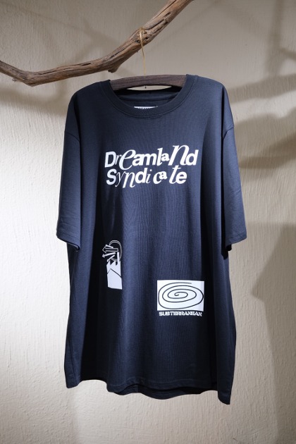 Dreamland Syndicate 드림랜드 신디케이트 PARTIAL OVERSIZED ECO T-SHIRT- Black