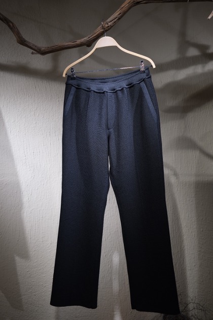 CFCL 씨에프씨엘 - WASHI GARTER PANTS 1 - Black