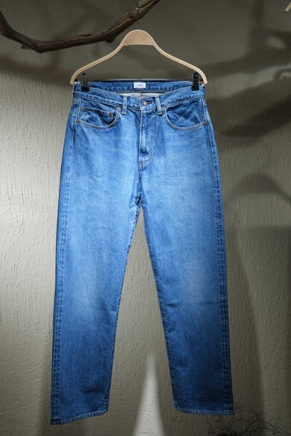 Ciota 시오타 - Genuine Indigo Suvin Cotton 13.5oz Tapered 5 P Denim -  Medium Dark Blue Damage