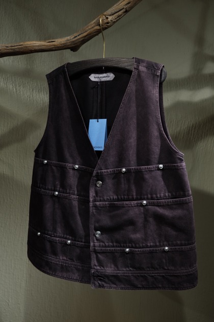 나마체코 Namacheko LORING DENIM VEST - Sky Magic Bordeaux/Frosted Umber