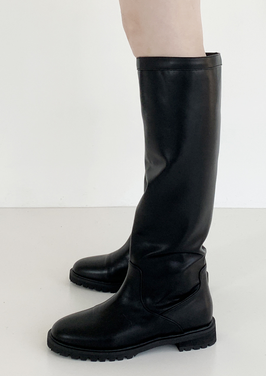 CHUNKY LONG BOOTS