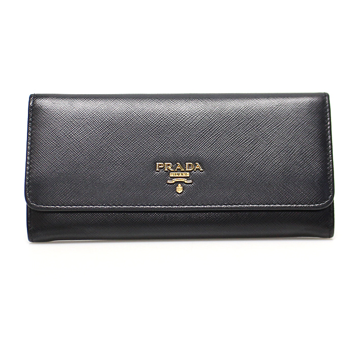 Prada(프라다) 1MH132 블랙 사피아노 트라이앵글 금장 레터링 로고 장지갑