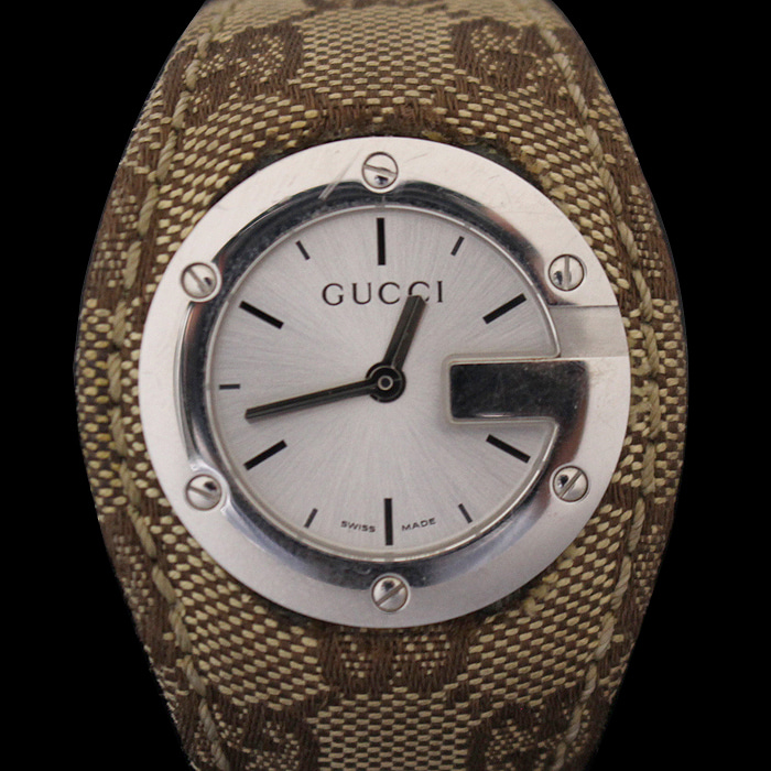 Gucci(구찌) YA104503 104L 31MM 스틸 쿼츠 G-Bandeau 패브릭 스트랩 여성 시계