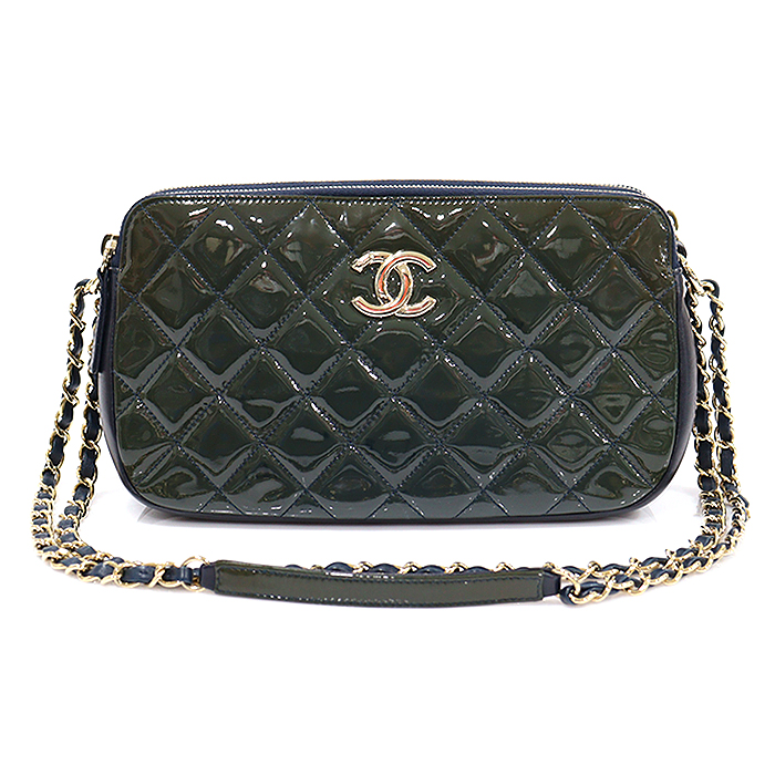 Chanel(샤넬) 다크 그린 페이던트 퀄팅 금장 크라운 CC로고 더블 지퍼 체인 숄더백 (20번대)