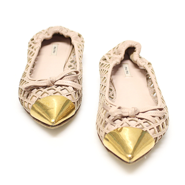 MiuMiu (Miu Miu) Beige Cutting Leather Gold Ornament Metal Cap Ballerina Women&#039;s Flat Shoes 34.5