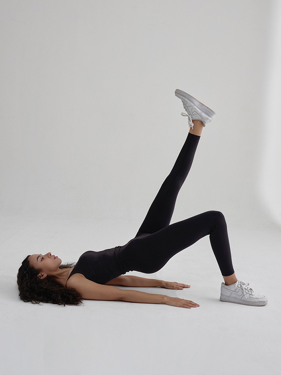 gentle movement leggings -black