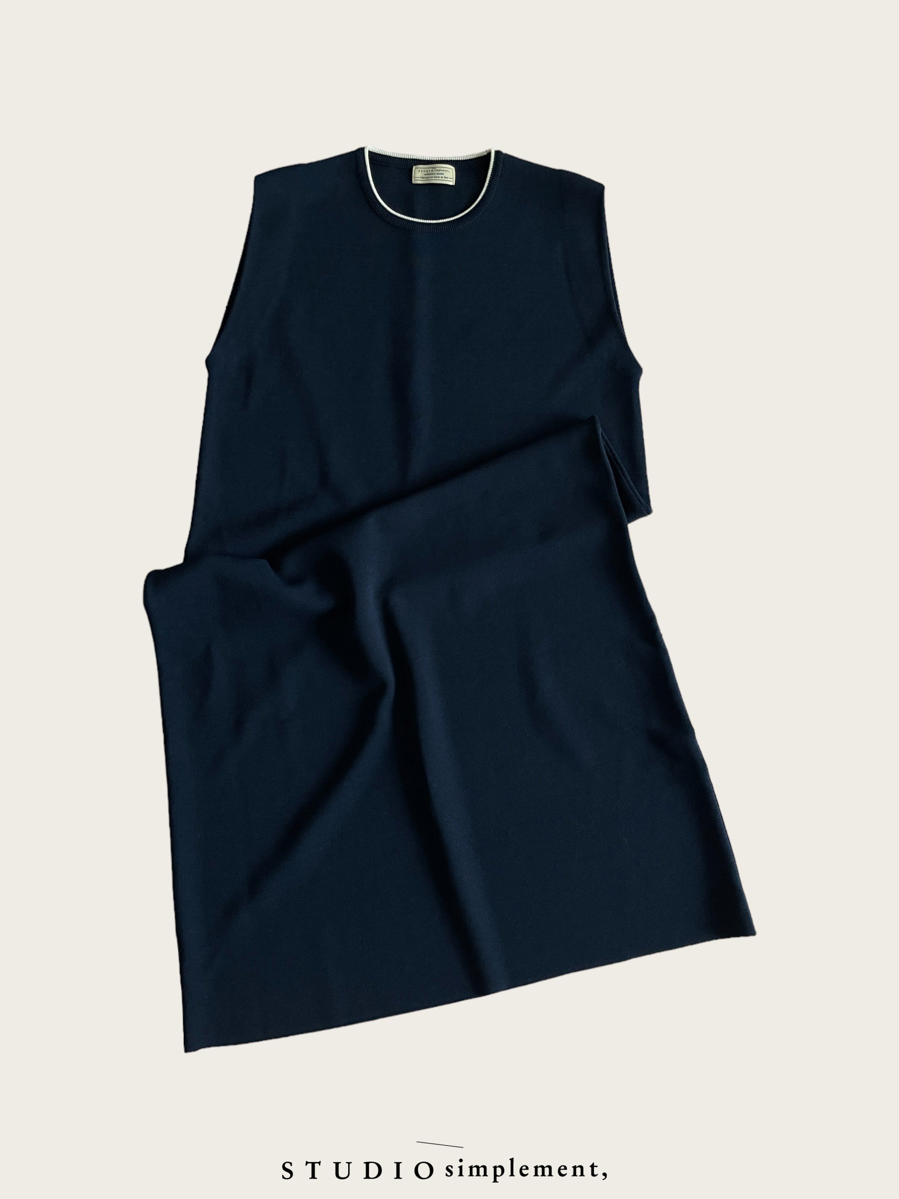 325 Sophie Knit Dress (navy)