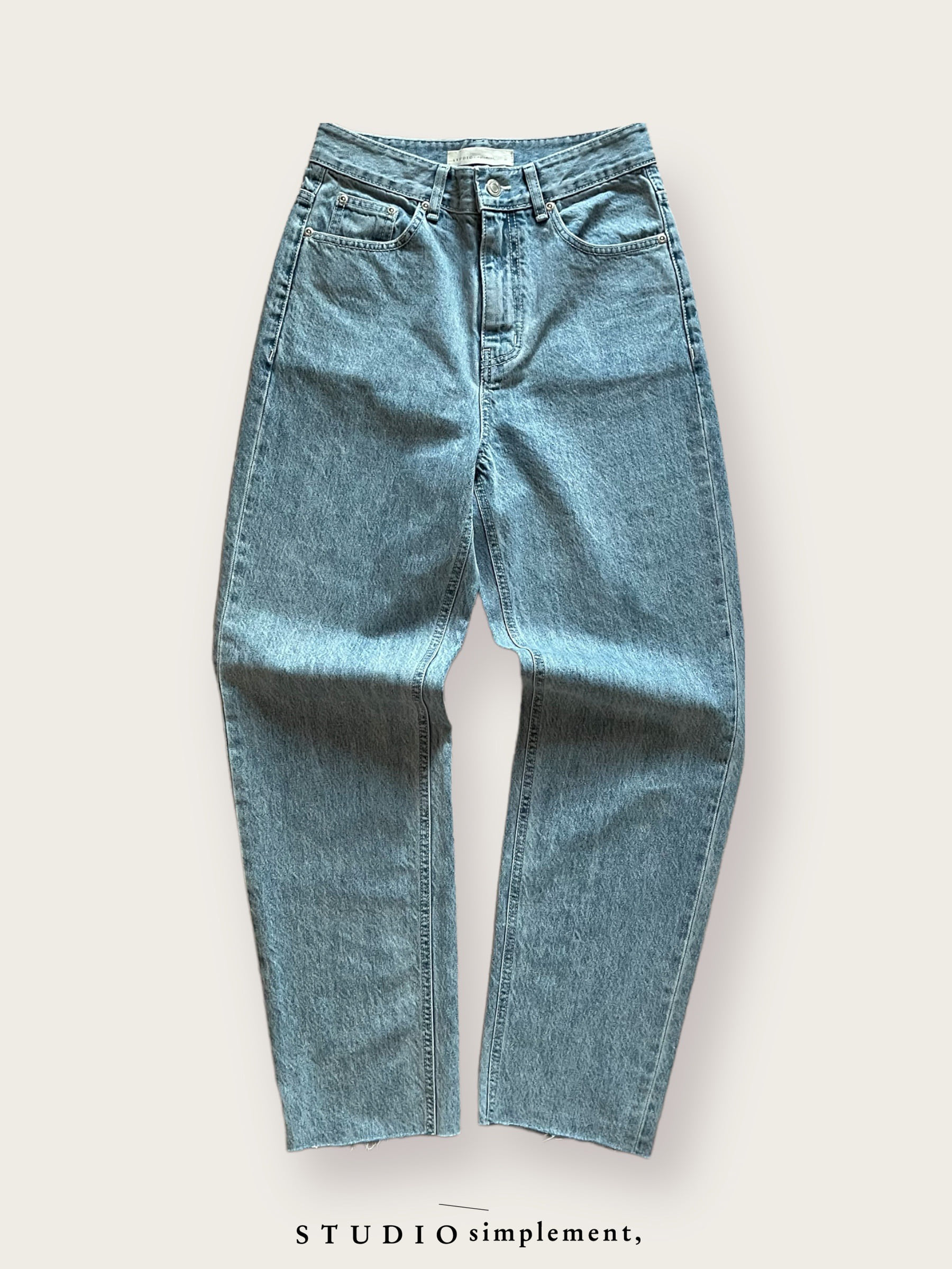 302 Eden Tapered Jeans