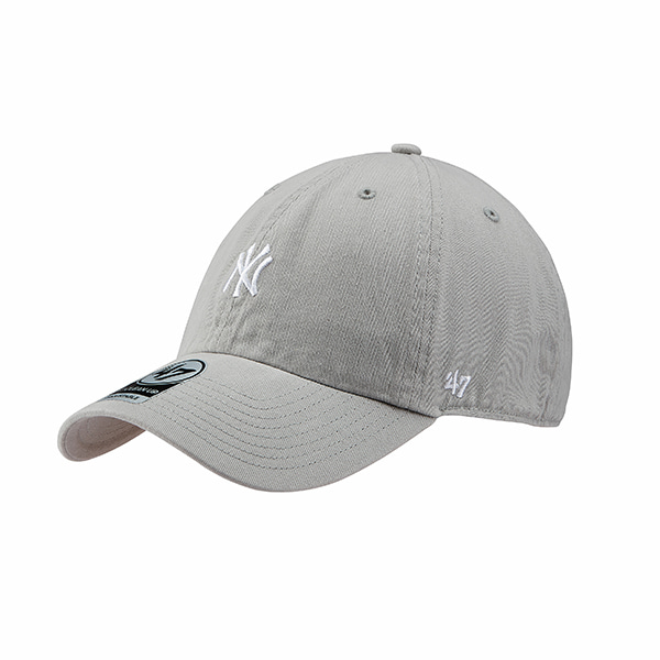 47브랜드 NY 뉴욕 양키스 스몰 로고 볼캡 남녀공용 야구 모자 B-BSRNR17GWS-GY