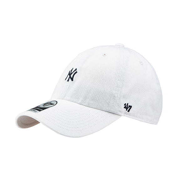 47브랜드 NY 뉴욕 양키스 스몰 로고 볼캡 남녀공용 야구 모자 B-BSRNR17GWS-WH