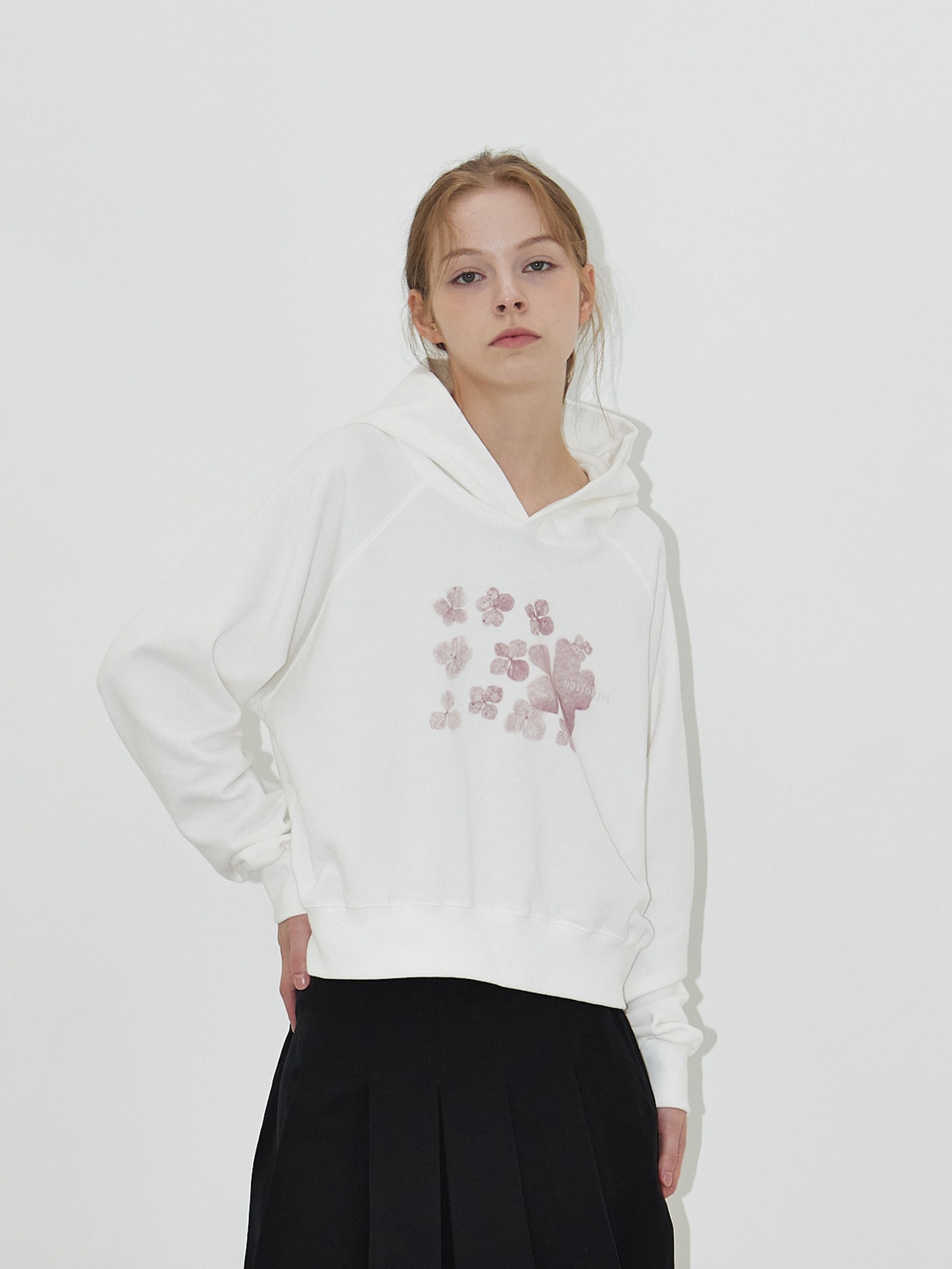 Flower hoodie (ivory)