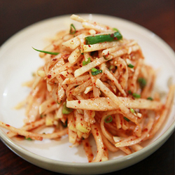 밥한그릇 뚝딱! 맛있는 무생채