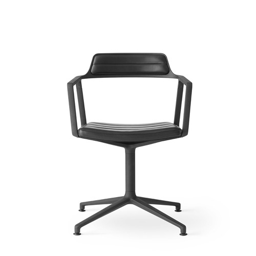Vipp 452 Chair 빕 452 체어블랙 레더/블랙 프레임/글라이더(45204G04)주문 후 4개월 소요