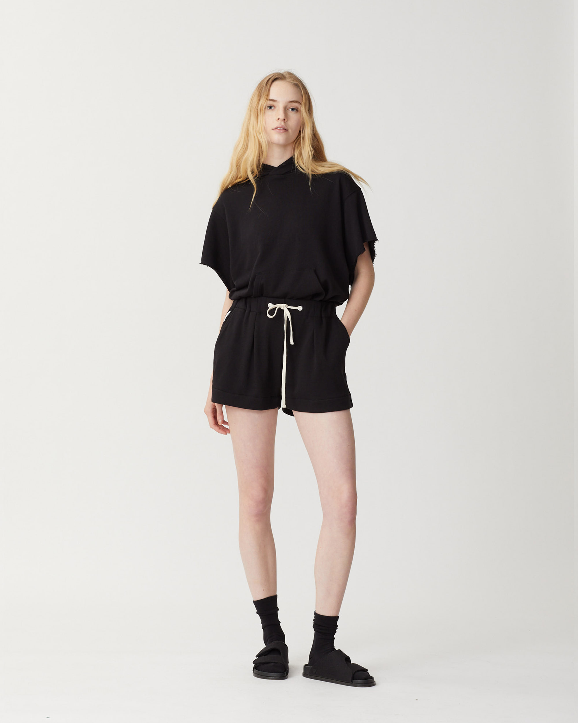 EMMA SHORTS BLACK