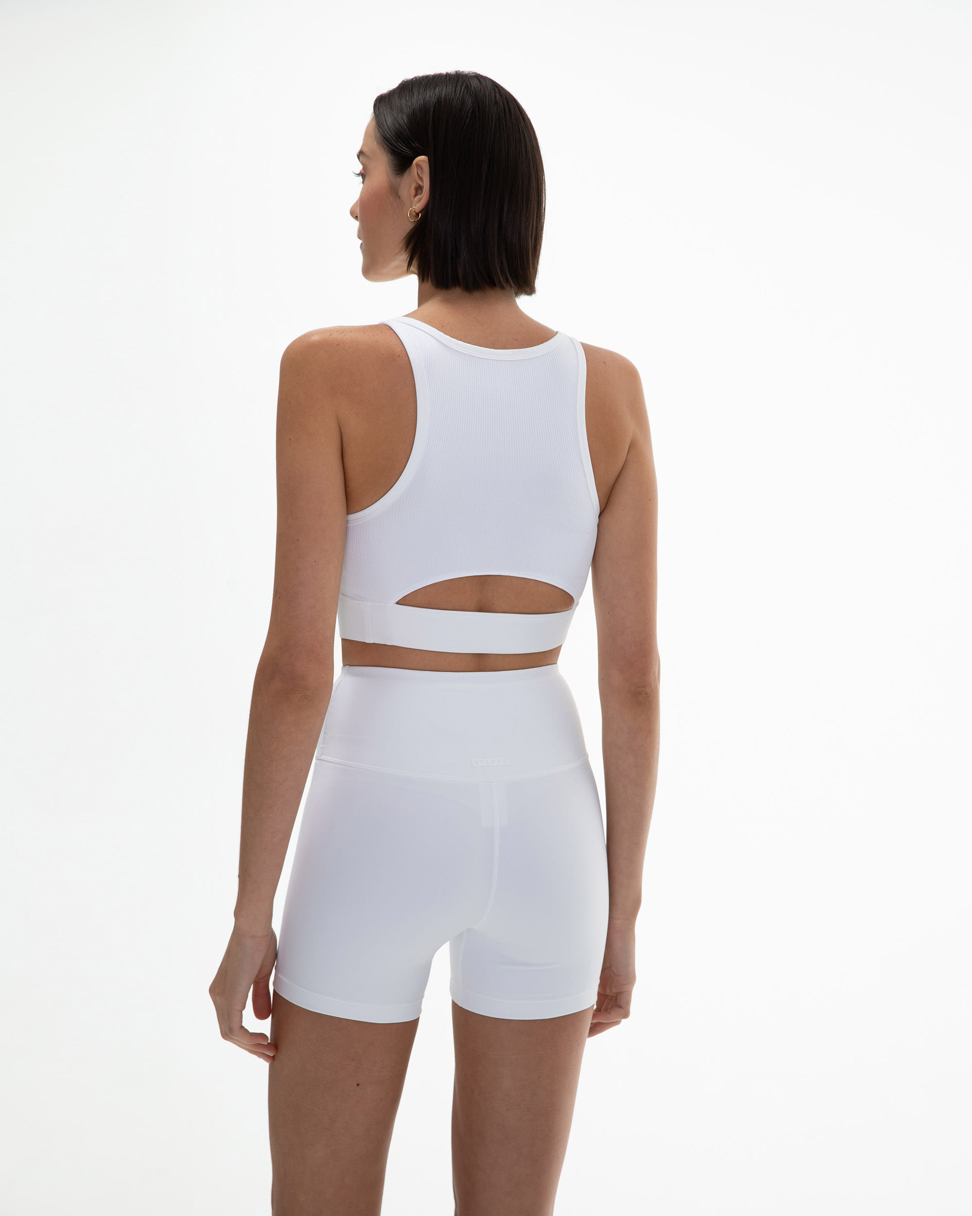 ELON SHORTS WHITE | 나일로라