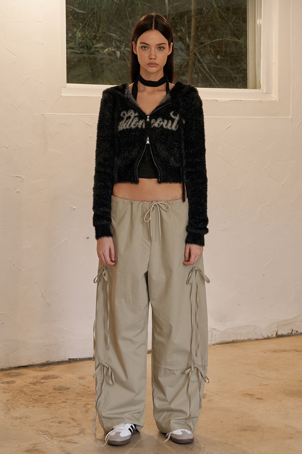 (2차) OOO MONO RIBBON TIE STRING PANTS KHAKI