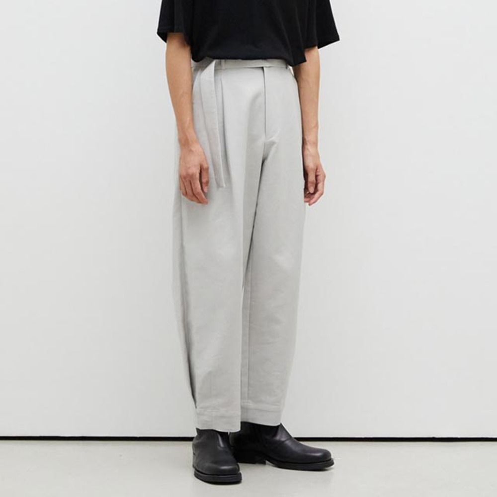 주앙옴므BELTED PLEATS COTTON PANTS 라이트 그레이바지 면바지