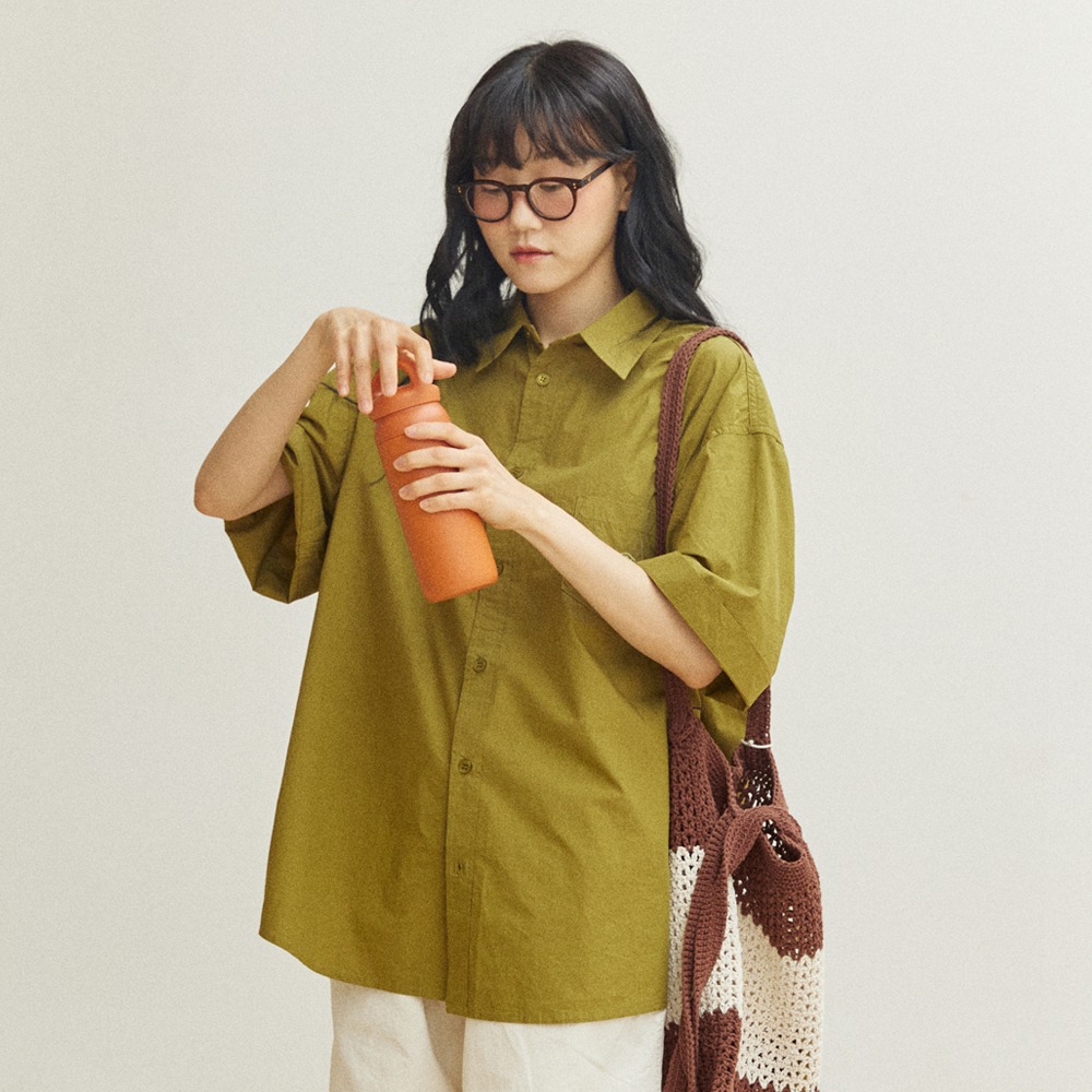 캐피디자인RELAXED COTTON HALF SHIRT 올리브반팔셔츠