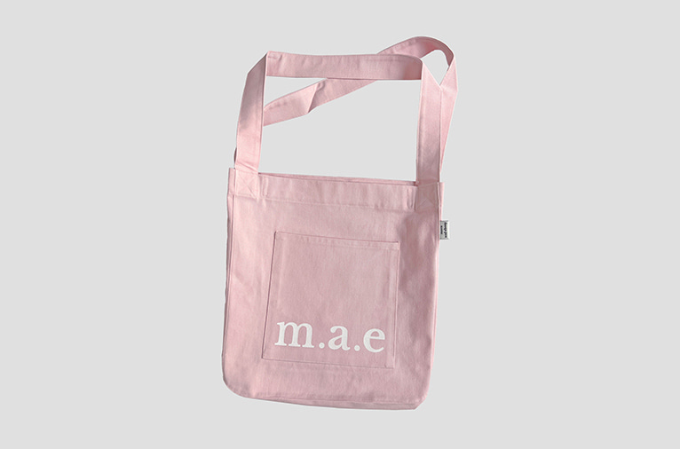 [무쿠앤에보니] m.a.e Logo Bag _ Pink (재입고)