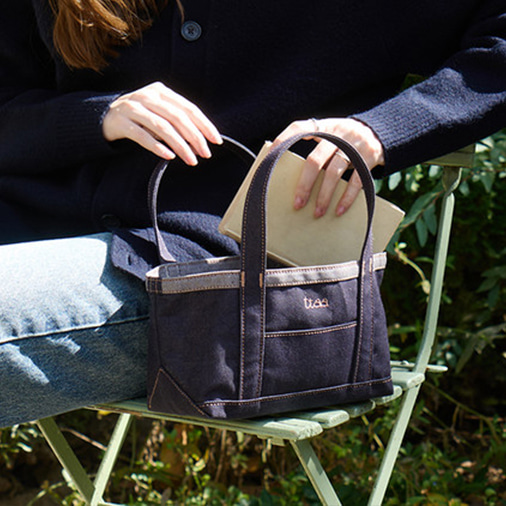 [ttaa] Logo Stitch Mini Tote Navy