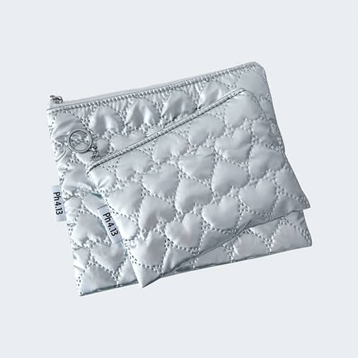 [Ph4.13] Heart Quilted Pouch - silver (4차입고)