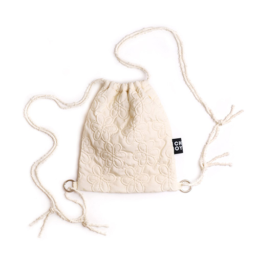 [치팅오이스터] Flower Quilted String Backpack Ivory