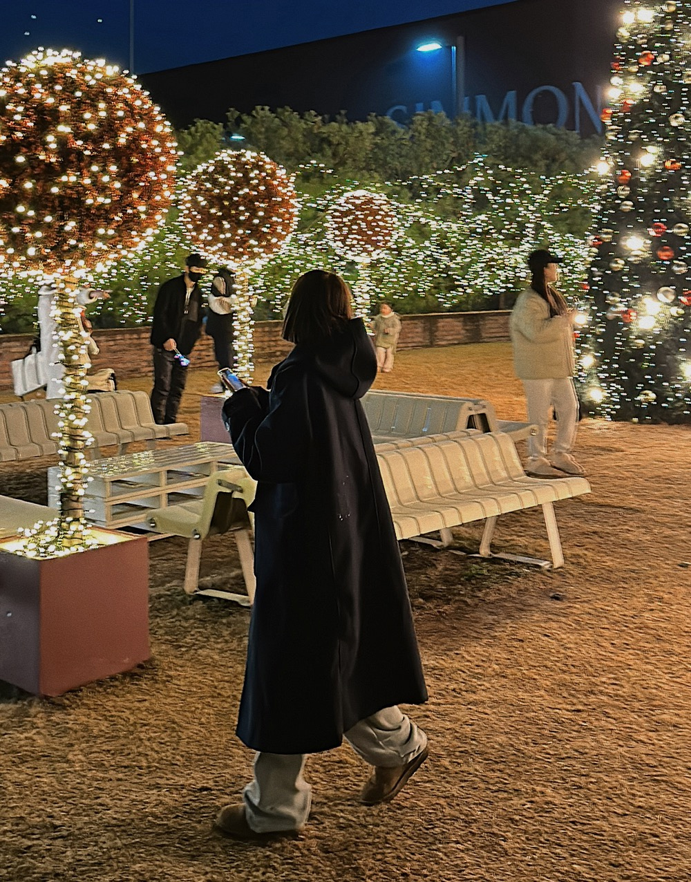 코트 모델 착용 이미지-S1L59