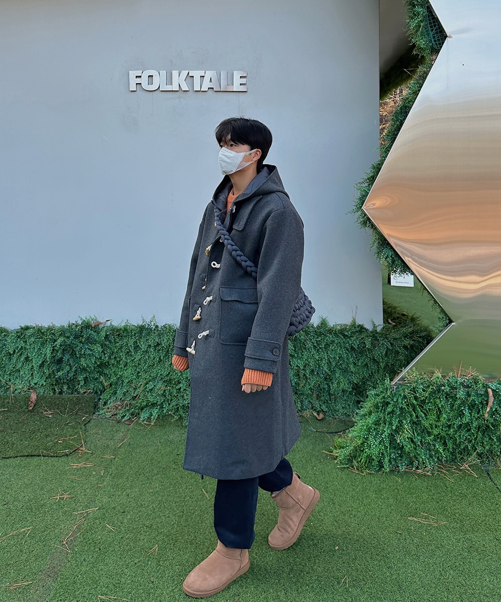 코트 모델 착용 이미지-S4L4