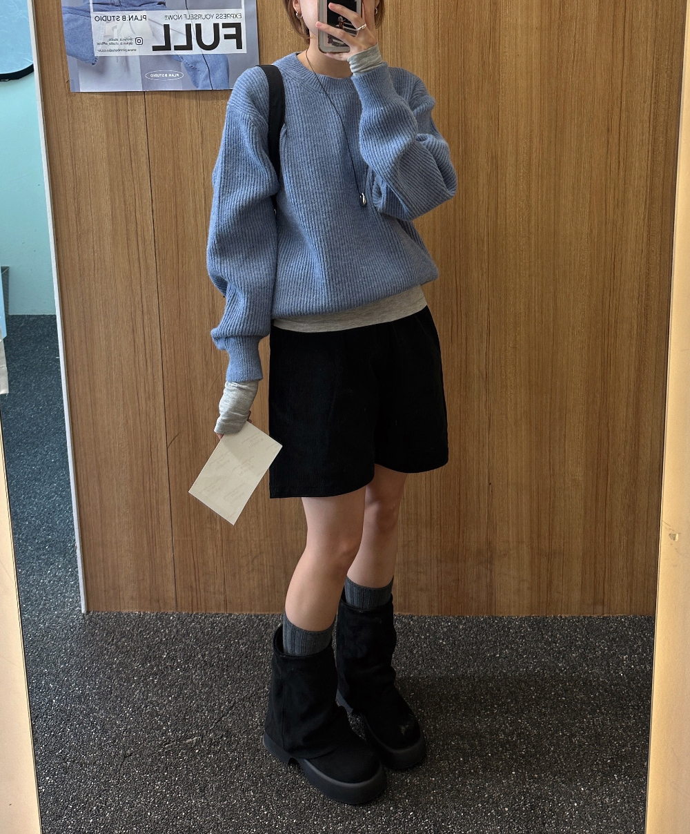 반바지 모델 착용 이미지-S1L51