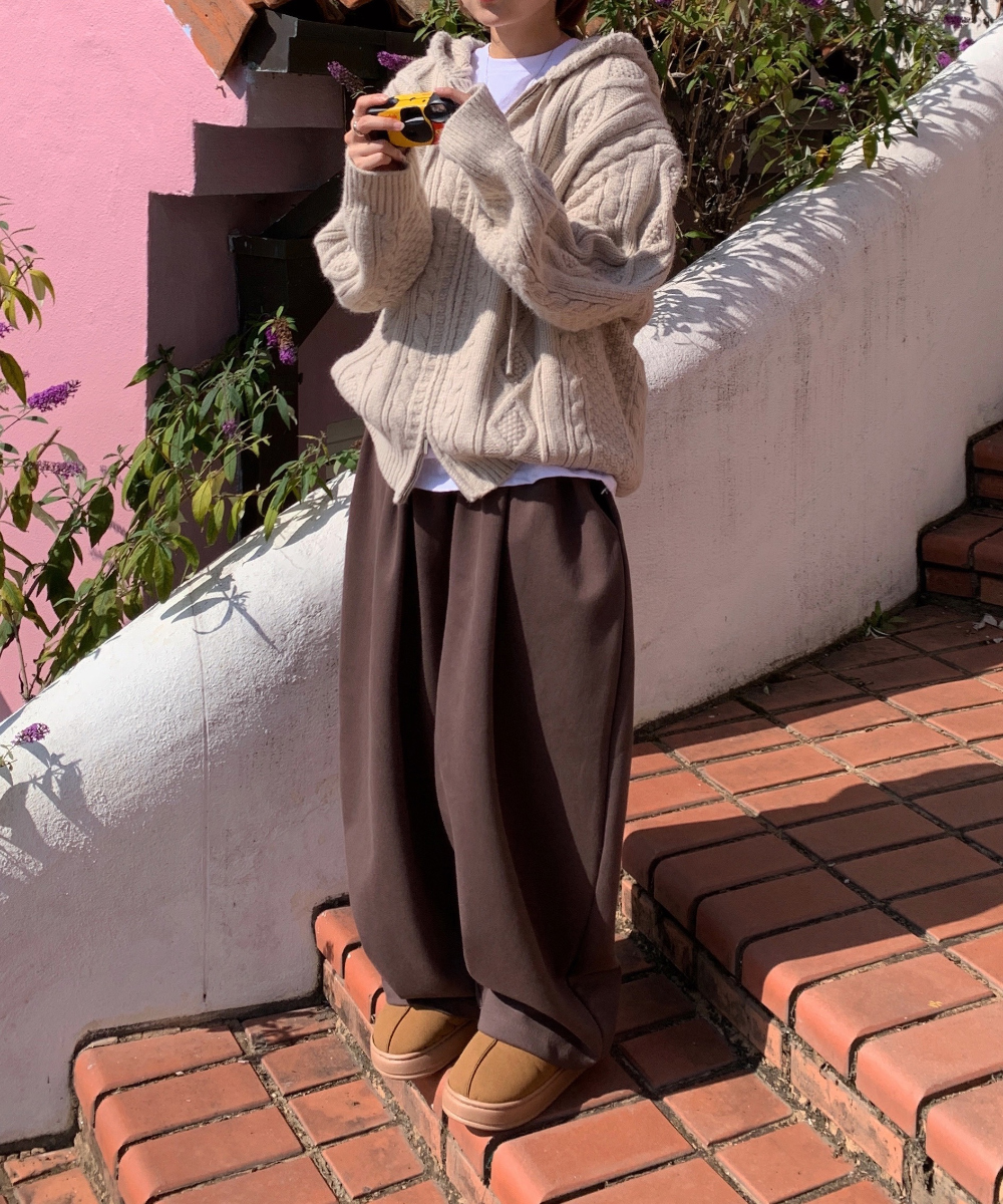 긴팔 티셔츠 모델 착용 이미지-S1L41