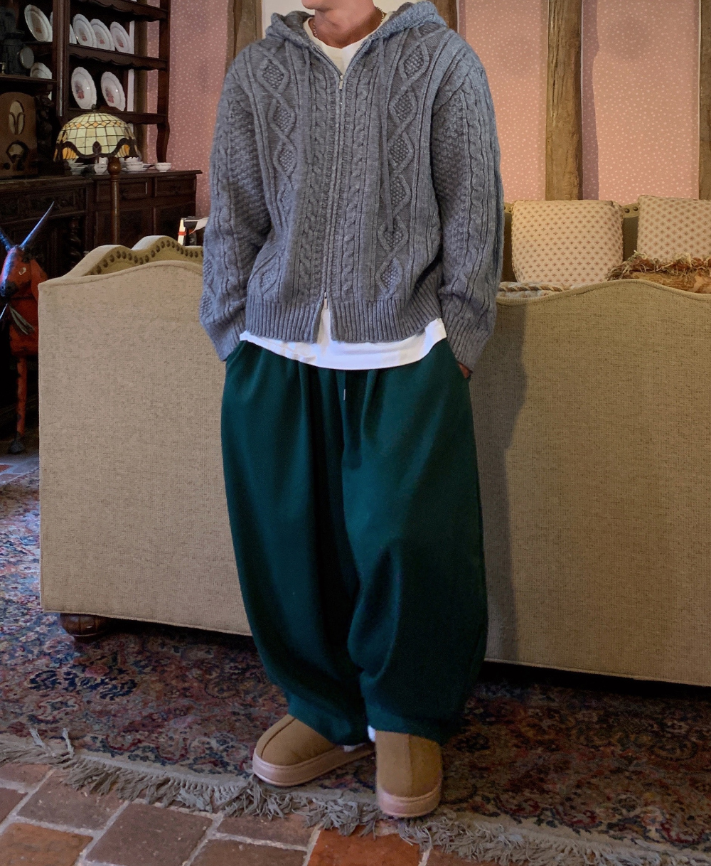 긴팔 티셔츠 모델 착용 이미지-S1L52