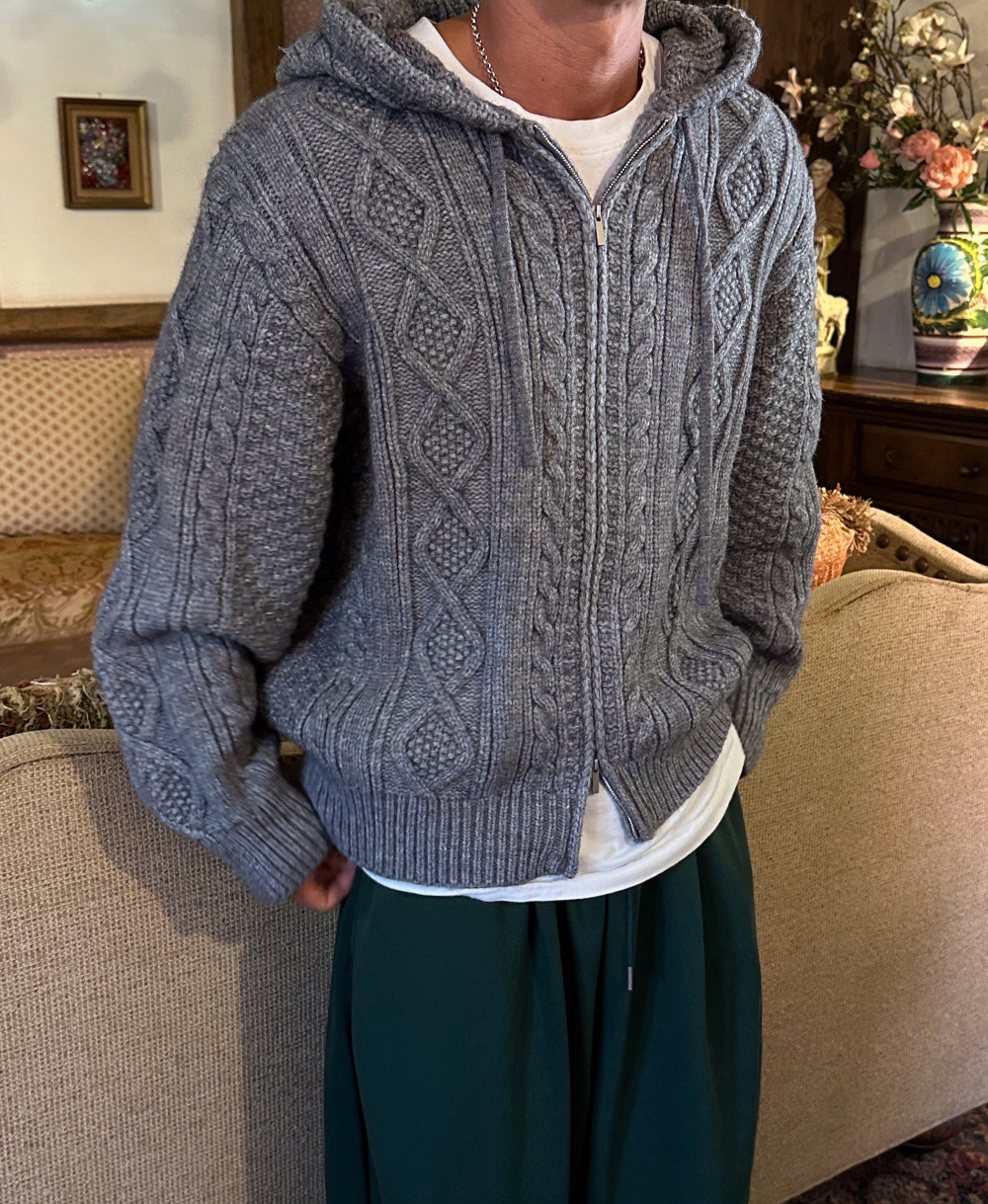 긴팔 티셔츠 모델 착용 이미지-S1L50