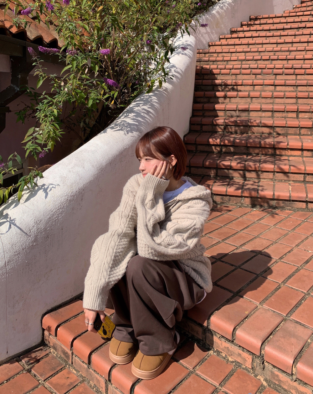 긴팔 티셔츠 모델 착용 이미지-S1L45