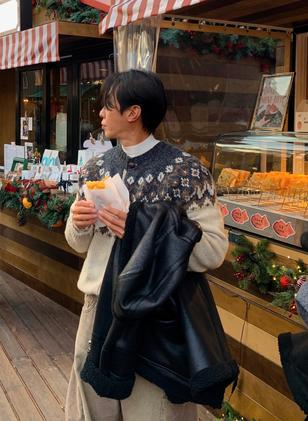 카디건 모델 착용 이미지-S1L81