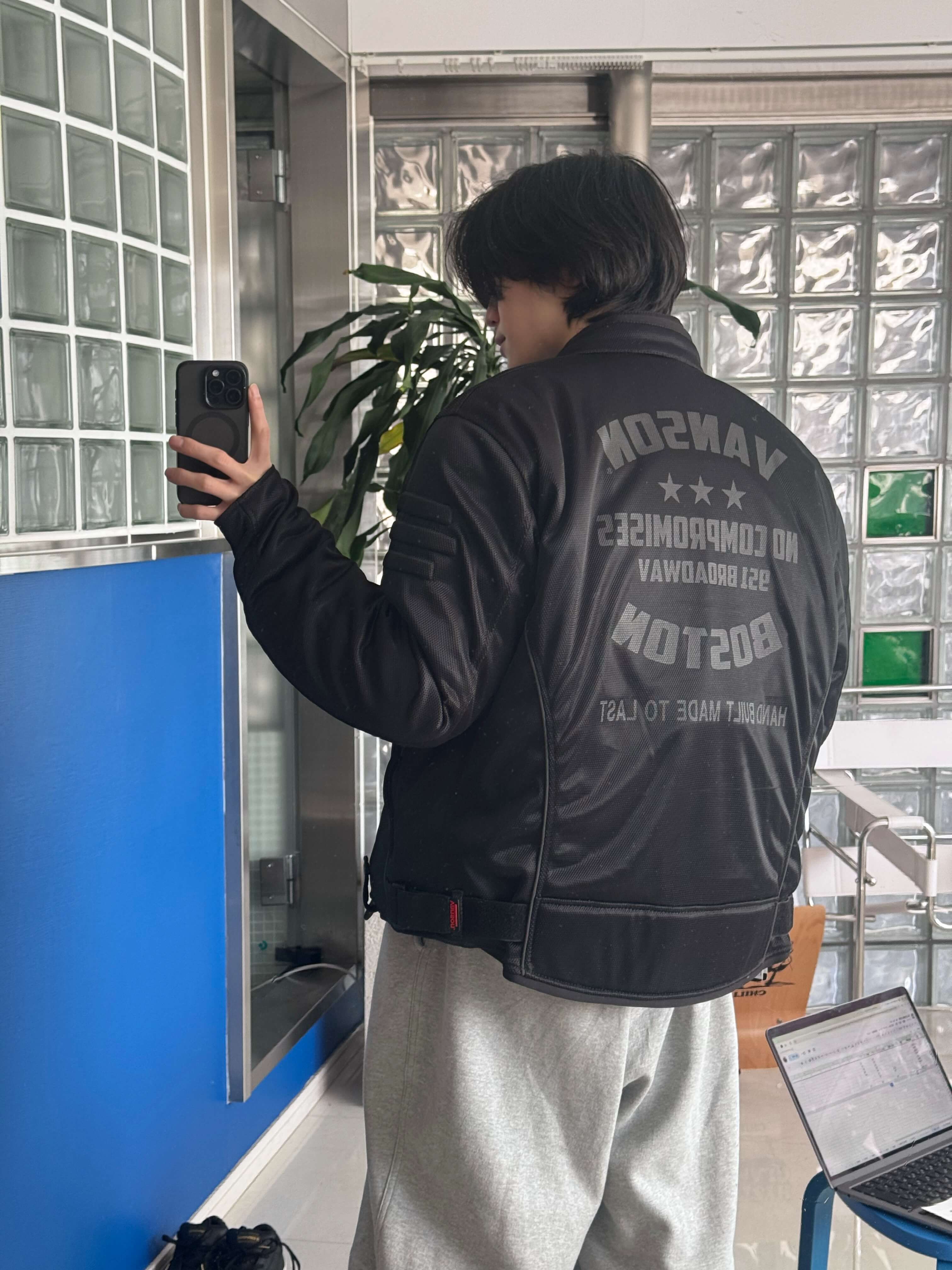 フク様 レアカラー VANSON MODEL B シングルライダース オクタゴン シングルライダースの定番】バンソンのModel B【硬派な男の1着