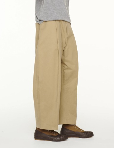 VOLUME PLEAT PANTS_TAN